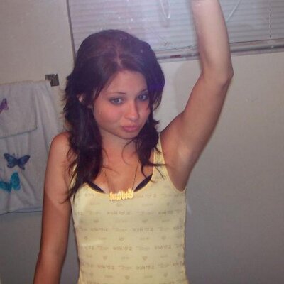 Profile Picture of Brittany Calvert (@youngbrittany92) on Twitter