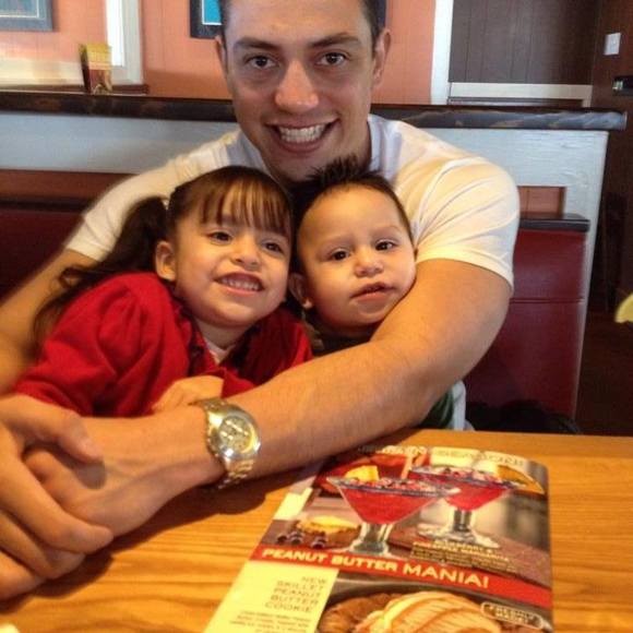 Profile Picture of Juan Mireles (@juanmireles301) on Poshmark