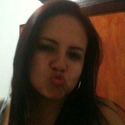 Profile Picture of Kariely Jarschel (@revolta89) on Twitter