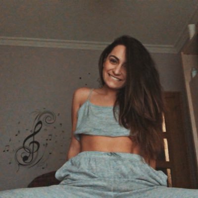 Profile Picture of PaulaVarelaMusic (@PaulaVarela2) on Twitter