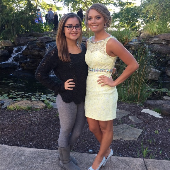 Profile Picture of Anna Vershaw (@anna_vershaw) on Poshmark