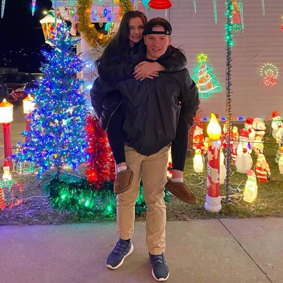 Profile Picture of Jade Krause (@jadekrause) on Poshmark