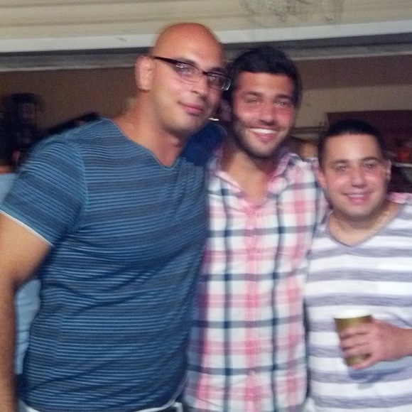 Profile Picture of George Abyad (@gabyad) on Poshmark