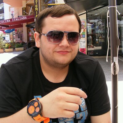 Profile Picture of Glenn Roper (@19GLENNROPERXX) on Twitter
