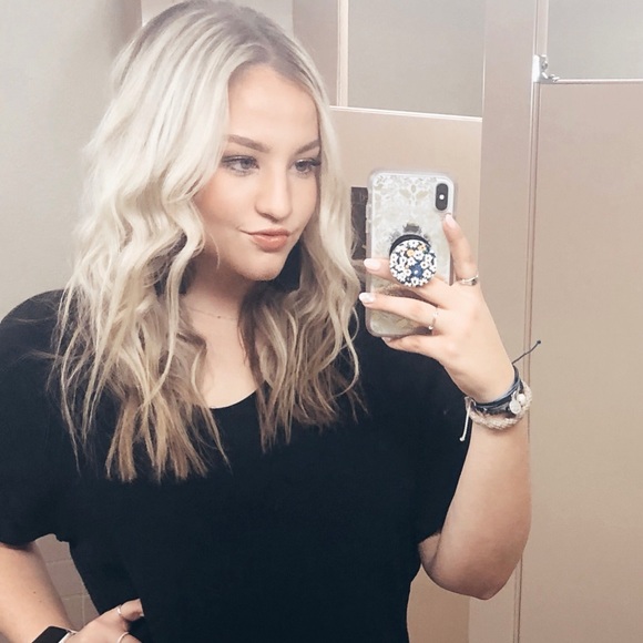 Profile Picture of Ellery Watson (@ellerywatson) on Poshmark