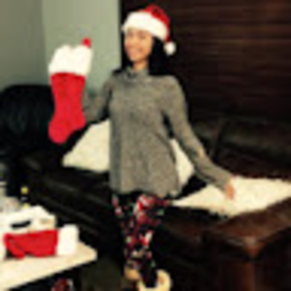 Profile Picture of Kim tho Lam (@kimtholam) on Poshmark