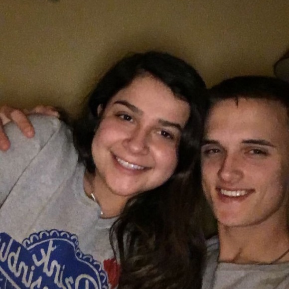 Benjamin Oratch - Poshmark Profile Picture of Benjamin Oratch (@benjaminoratch) on Poshmark