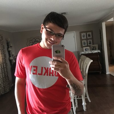 Profile Picture of Nick Navarrete (@Nick45298549) on Twitter
