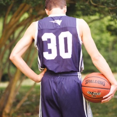 Profile Picture of Tanner Peyton  🎮 (@Bigfoot54641) on Twitter