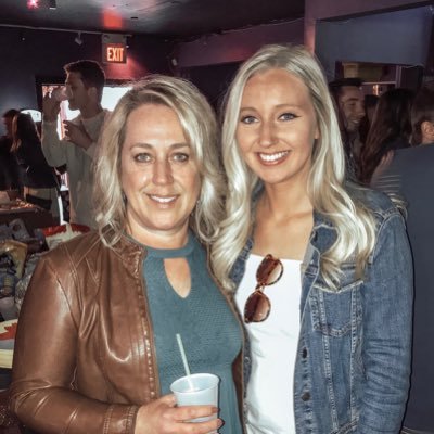 Profile Picture of Lily (@lily_walters) on Twitter
