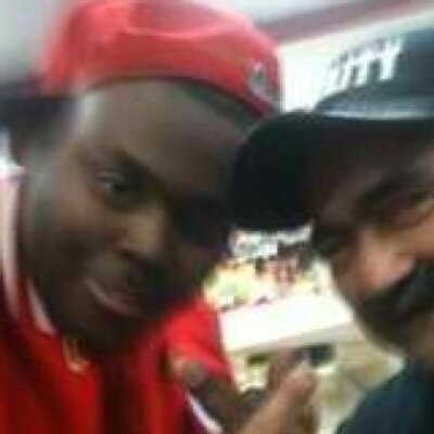 Profile Picture of Chris Cobbs (@hoodrichchris) on Twitter