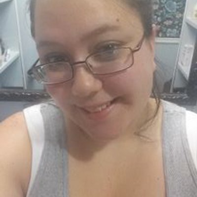 Profile Picture of Heather (@HeatherHarless2) on Twitter