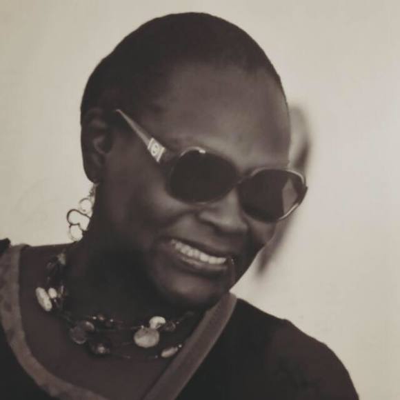 Profile Picture of Bobbie Beasley (@bobbiebeasley) on Poshmark