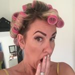 Profile Picture of Lisa Sykes (@lisatickledpink) on Instagram