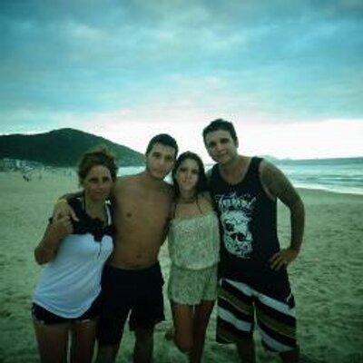 Profile Picture of Rosa Irigoyen (@rosairigoyen27) on Twitter