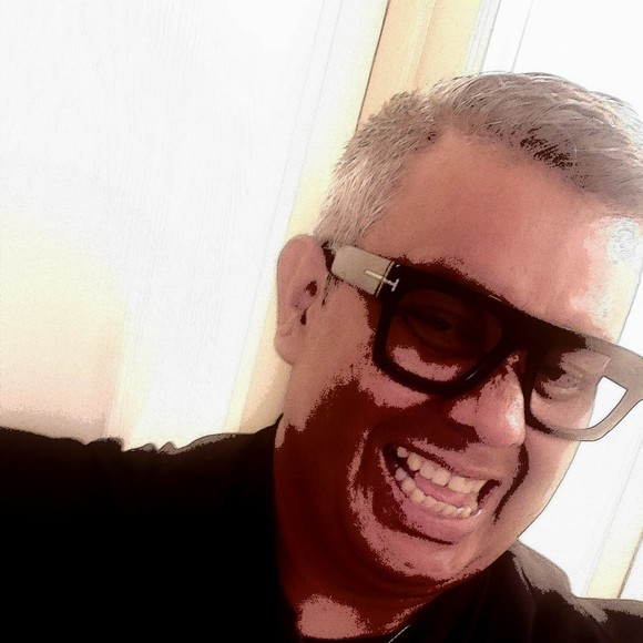 Profile Picture of Alejandro Iglesias (@alexi1821) on Poshmark