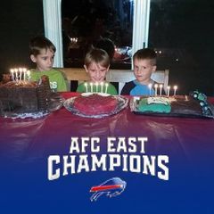 Profile Picture of Pettibone (@michaelpettibone) on Tiktok