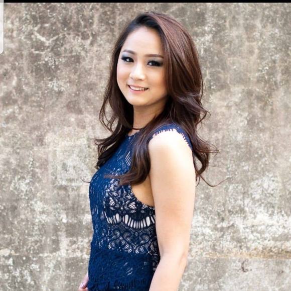 Profile Picture of Devica Ang (@vica_chu) on Poshmark