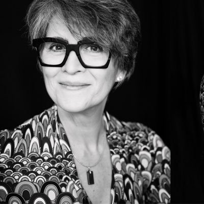 Profile Picture of MariaCarlota (@VivasMunro) on Twitter