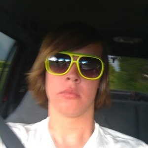 Profile Picture of Aaron Walsh (@sunshineeday69) on Myspace