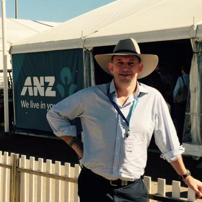 Profile Picture of Michael Whitehead (@AirportFarming) on Twitter
