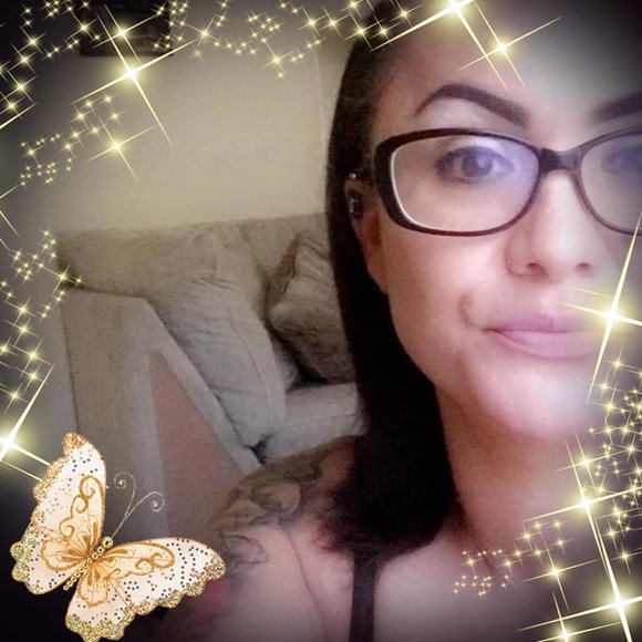 Profile Picture of Cassandra Joya (@cassy03) on Poshmark