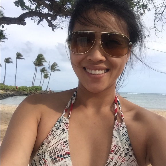 Profile Picture of Ruby Ng (@rubyng) on Poshmark