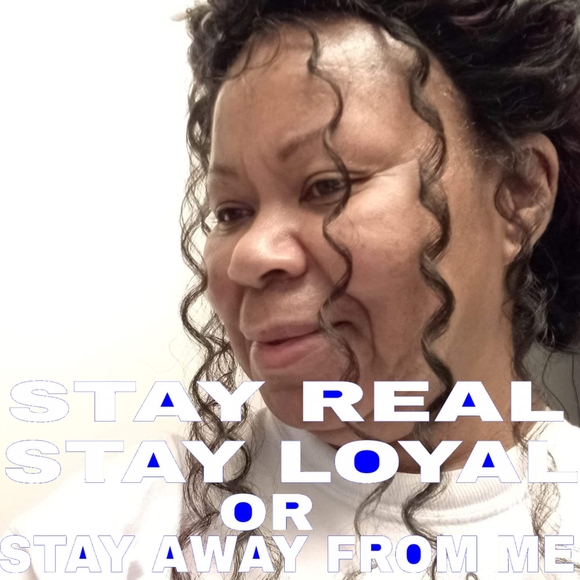 Profile Picture of Julia Woodruff (@juliawoodruff) on Poshmark