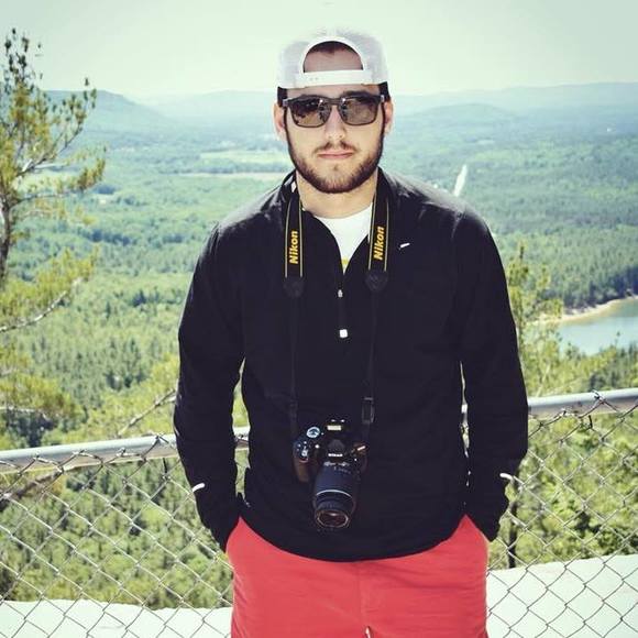 Profile Picture of Michael Gallant (@mikegallant63) on Poshmark