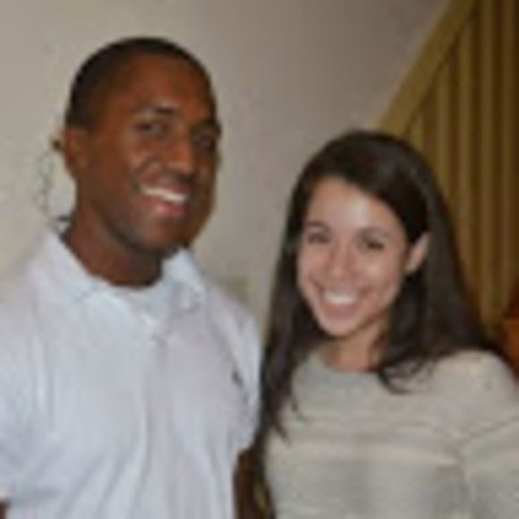 Profile Picture of Beth Ikeda (@bikeda3) on Poshmark