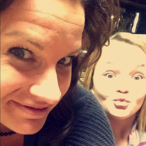 Profile Picture of Alison Kilker (@alisonann78) on Poshmark