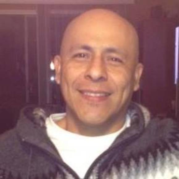 Profile Picture of Walter Zegarra (@elprofeangel) on Poshmark