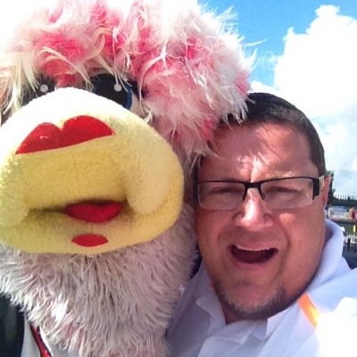 Profile Picture of Chris Hedges (@chedges8) on Twitter