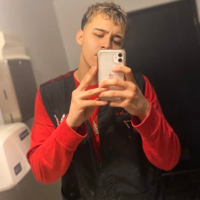 Profile Picture of Chris (@ChrisFlorez1) on Twitter