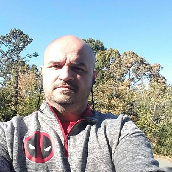 Profile Picture of Andrew Clowers (@talex2007) on Poshmark