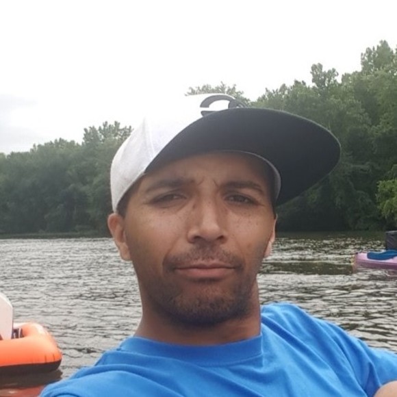 Profile Picture of Walter Mitchell (@wilvin74) on Poshmark
