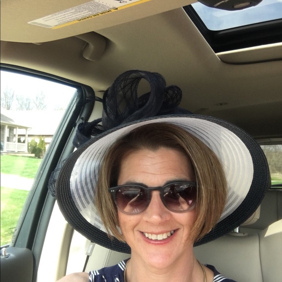 Irene Litner - Poshmark Profile Picture of Irene Litner (@idldel) on Poshmark