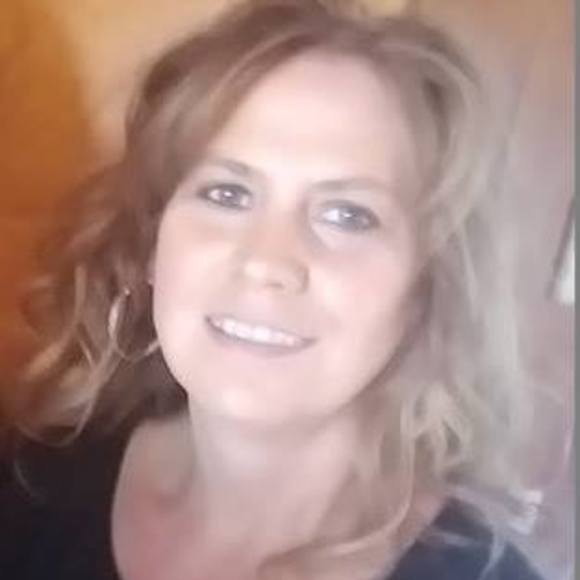 Profile Picture of Sherri Adame (@credit2me) on Poshmark
