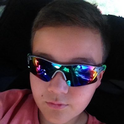 Profile Picture of Anthony Such (@tonythebomb7) on Twitter