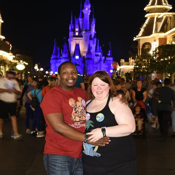 Julie Asbach - Poshmark Profile Picture of Julie Asbach (@julieasbach) on Poshmark