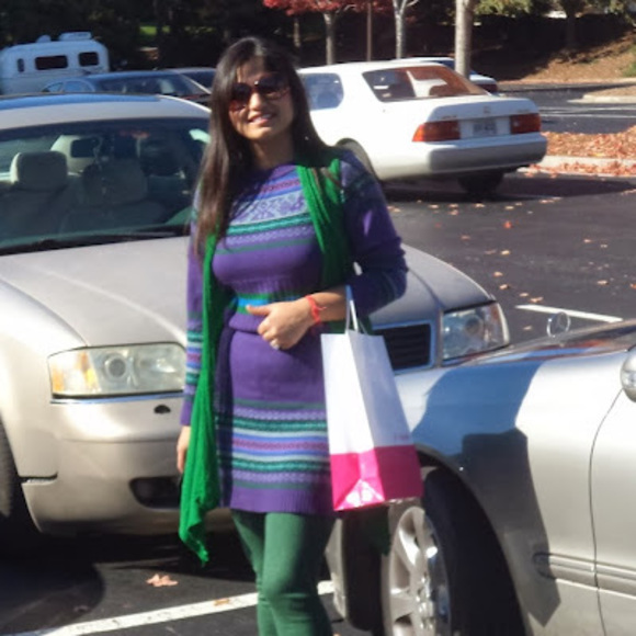 Profile Picture of Deepali Garg (@deepaligarg748) on Poshmark
