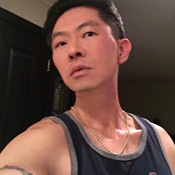 Profile Picture of Steve Tang (@moneyalwayswin) on Poshmark