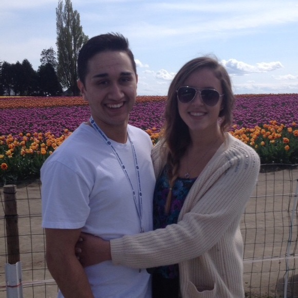 Profile Picture of Peter Ruiz (@peter25) on Poshmark