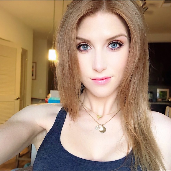 Profile Picture of Ccara Davis (@daviscara47) on Poshmark