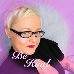 Profile Picture of Vicki Sims (@singlesims) on Tiktok