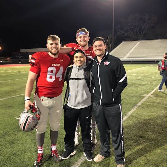 Profile Picture of David Escobar (@david_escobar) on Poshmark