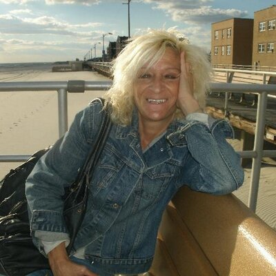 Profile Picture of Lisa DiPietro (@LisaDiPietro1) on Twitter