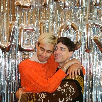 Profile Picture of James Veloria (@JamesVeloria) on Twitter