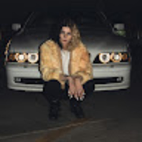 Profile Picture of Gabbi Zaretsky (@gabbigz23) on Poshmark