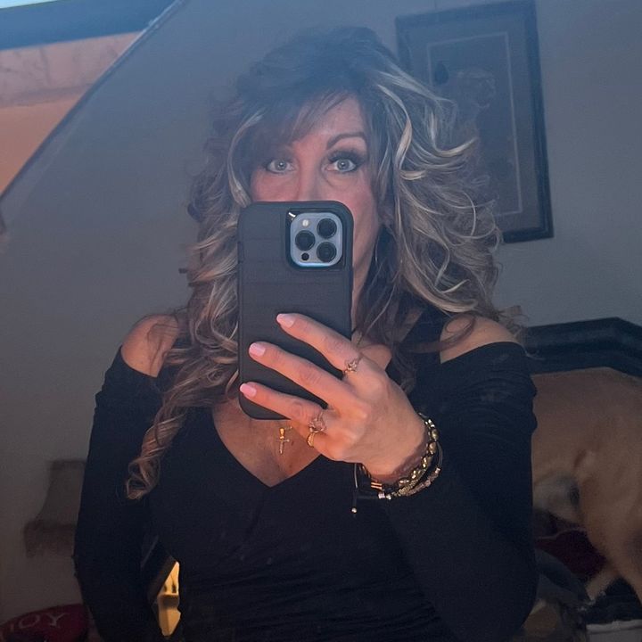 Profile Picture of CaraBlake (@carahileman) on Tiktok